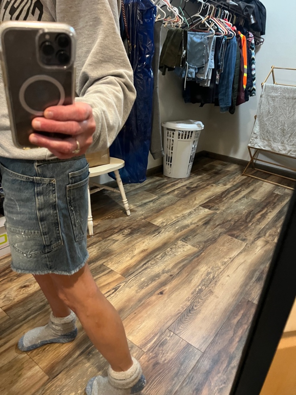 Free People denim shorts in very good condition. - Picture 3 of 12